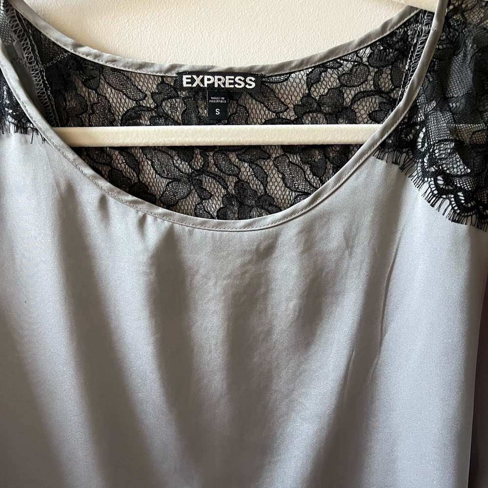 Express Top - Picture 3 of 3